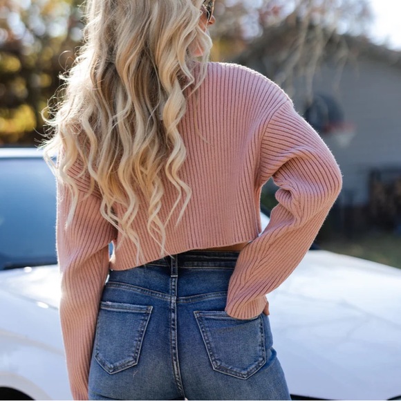 Sweater size small! Brand new - Picture 6 of 7